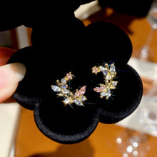 Load image into Gallery viewer, Silver Stud Earrings Crystal Floral Wreath